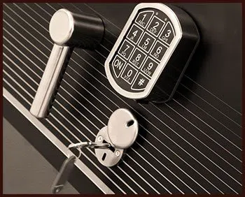 Locksmith Of Berkeley Berkeley, CA 510-803-3123 Locksmith Of Berkeley Berkeley, CA 510-803-3123 - 10-60-comm-lock